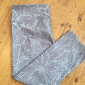 Fabletics leggings size medium